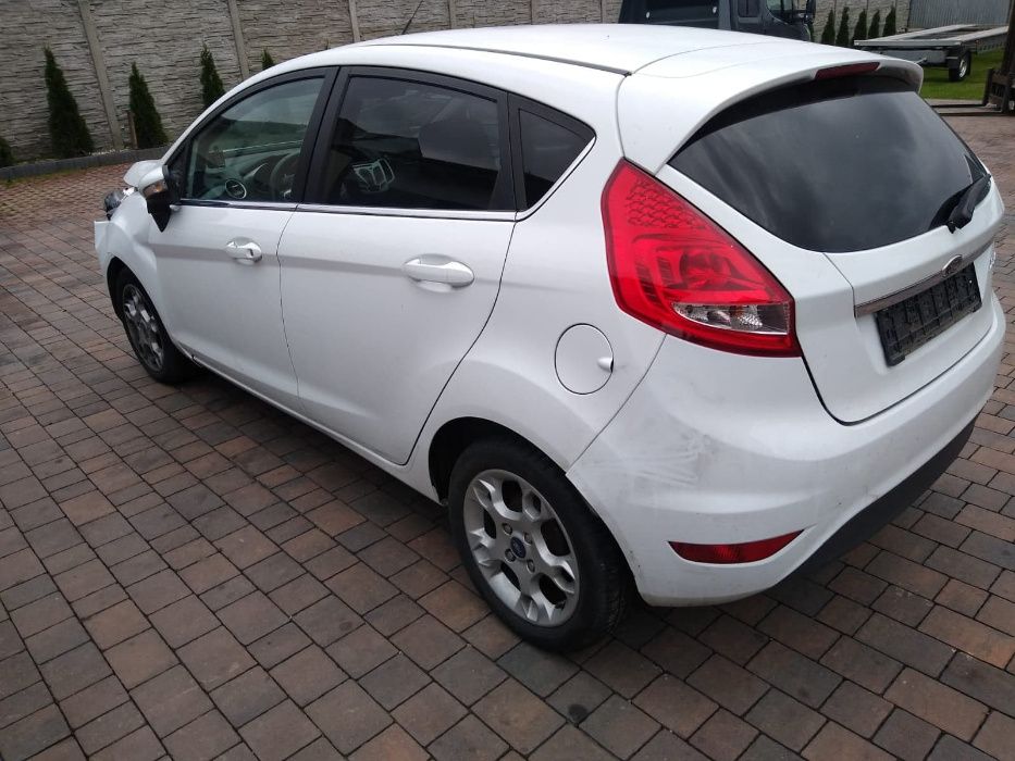 Sprzedam części do Ford Fiesta MK7 1.6 DCI oraz 1.25