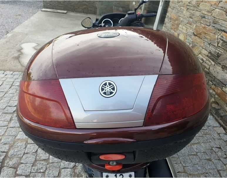 Yamanha Magesty 400 como nova