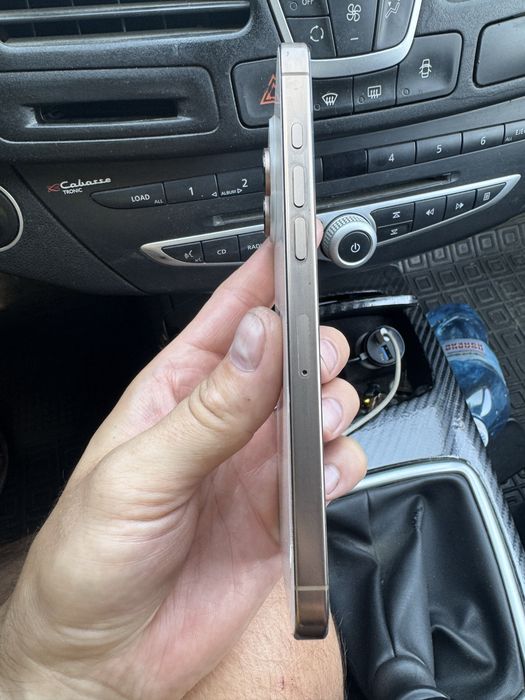 Iphone 16 pro max под ремонт