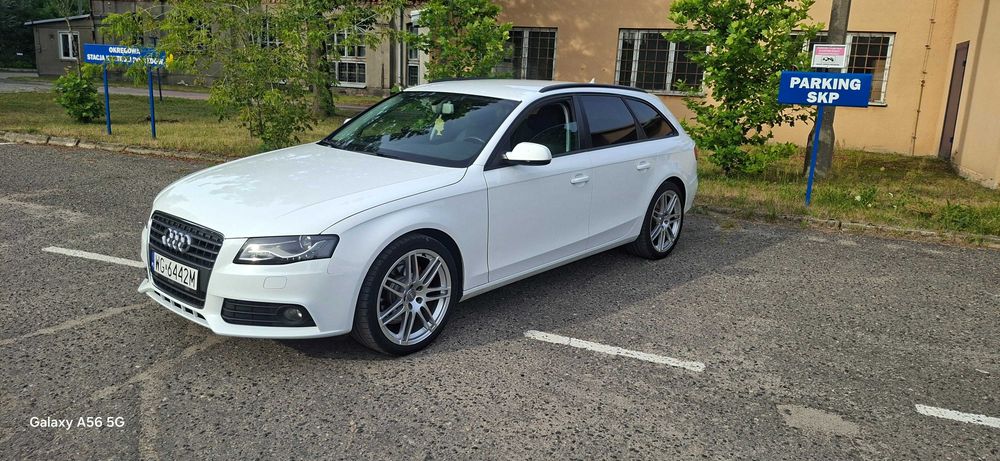 Audi a4 b8 2010 rok