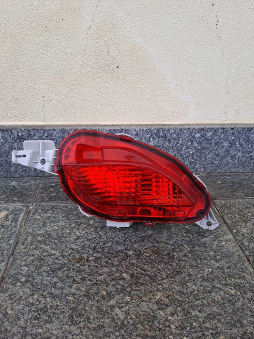Farol Nevoeiro Toyota Yaris 2015