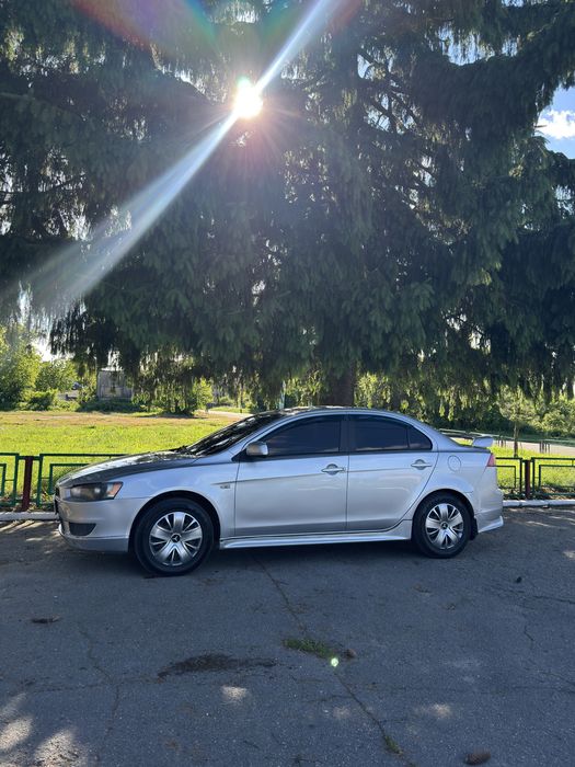 Mitsubishi Lancer