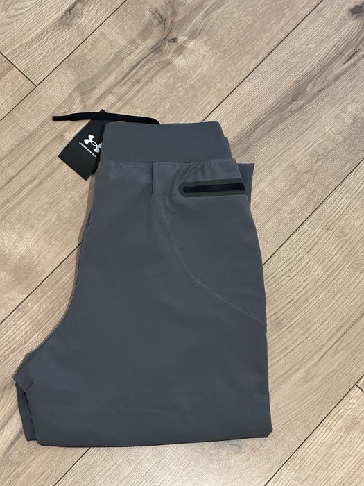 Spodnie under armour r. M