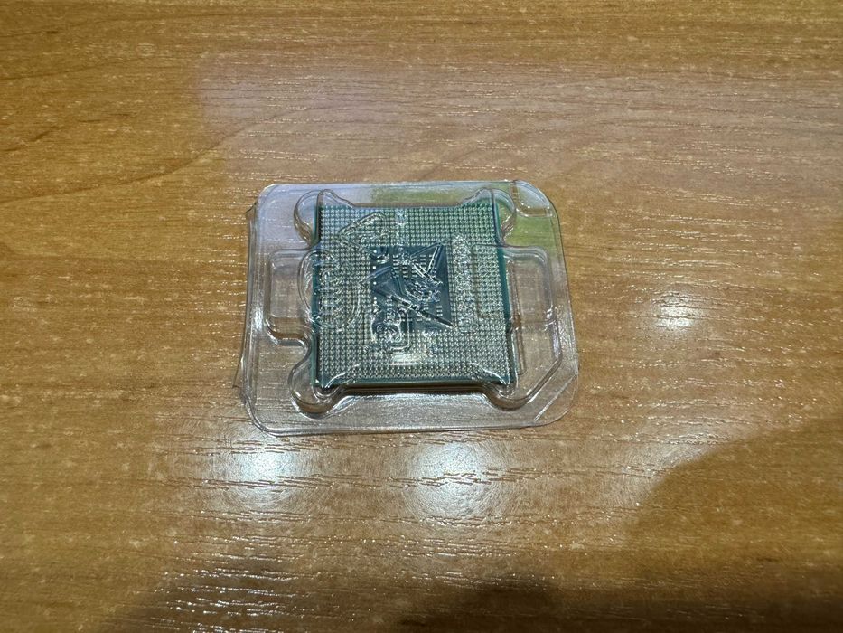 Материнська плата NEW90 LA-5891p + Процесор Intel Pentium P6100