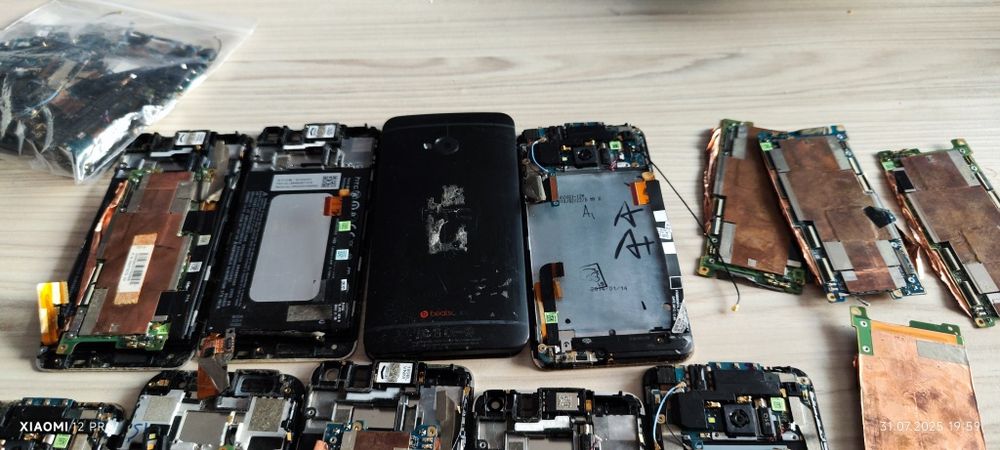 Zestaw HTC One M7 x9