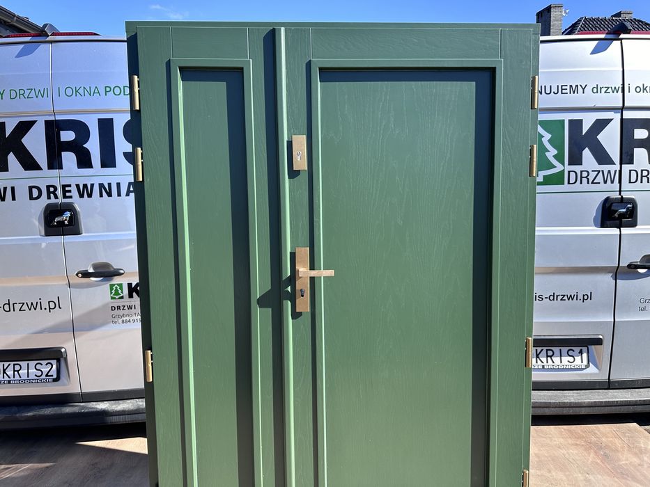 Drzwi zewnętrzne drewniane dwuskrzydłowe zielone Czyste powietrze