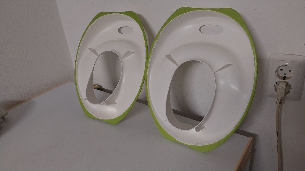 Redutor de sanita para criança