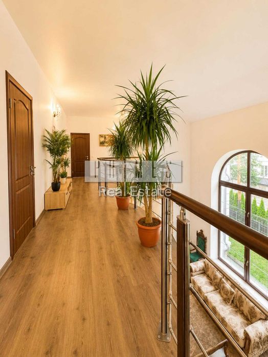 Оренда будинку 498 м2 КМ Riviera Village,Лебедівка