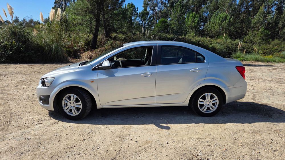 Chevrolet Aveo 1.2 Gasolina — photo 2
