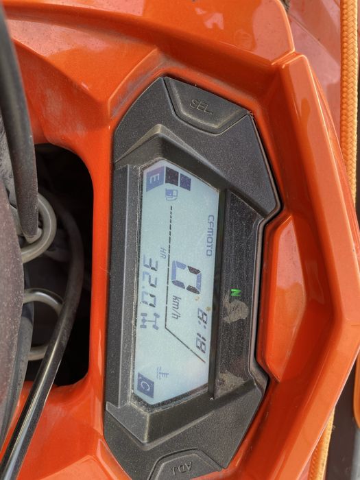 CFMoto 450L  Laranja em Excelente estado