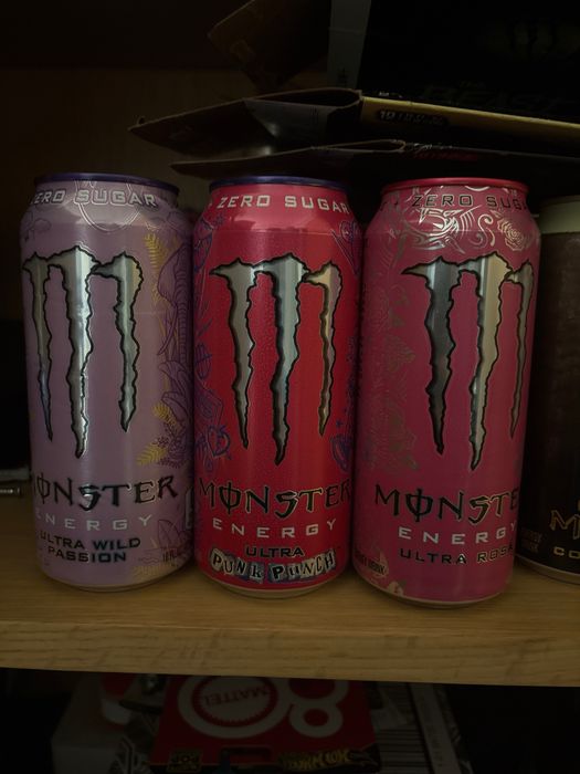 Latas de coleção Monster Energy