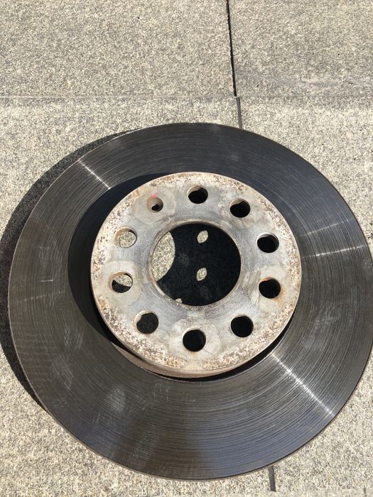 ГАЛЬМІВНІ диски,колодки JETTA 6