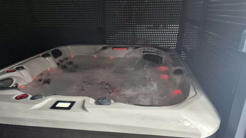 Jacuzzi Barcelona  Platinum Spas – Barcelona