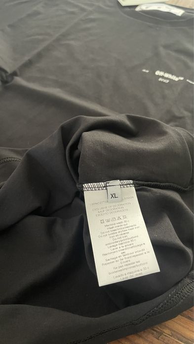 T Shirt de Homem Preta