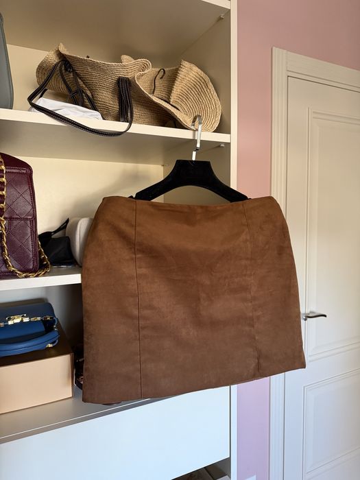 Продам брендові спідниці