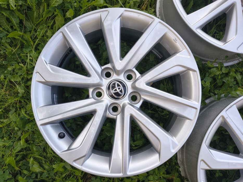 Alufelgi 17 Toyota CHR II - oryginalne