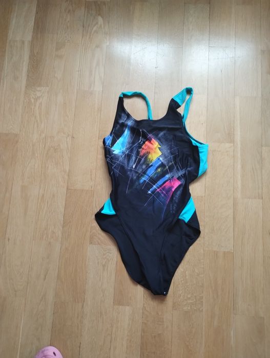 Strój kąpielowy jednoczęściowy