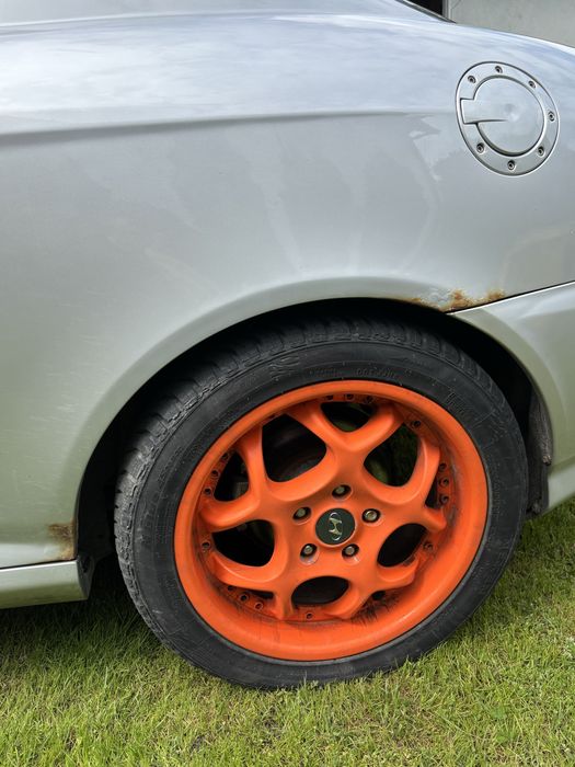 Hyundai coupe 2.0l