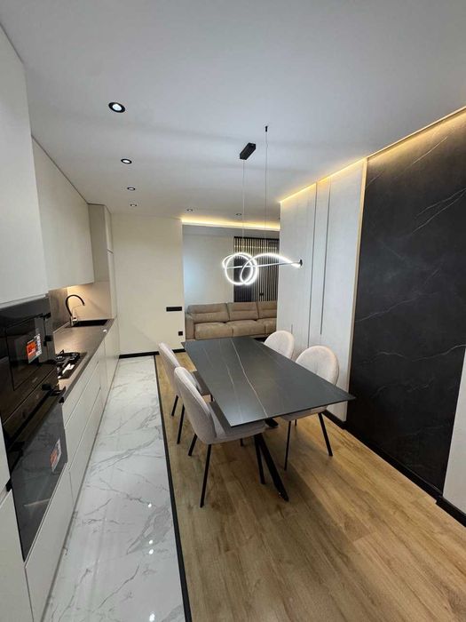 2-кім + кухня-вітальня|Центр, Княгинин|Гардероб|Меблі+техніка|КНЯГИНИН