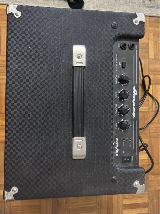 Ampeg Rocket Bass RB - 108