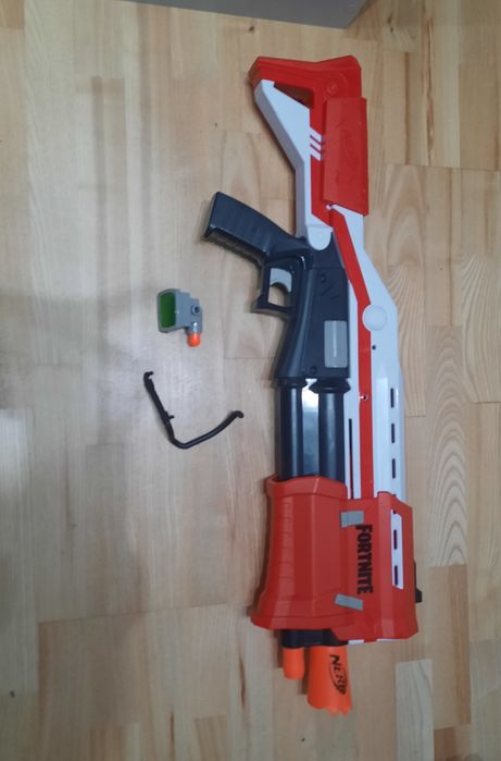Nerf  fortnite .