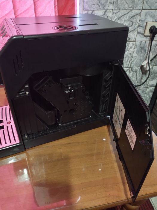 Кавомашина Saeco Minuto  HD8760