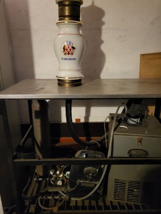 Profesjonalny nalewak do piwa EB Brewery z chłodziarką  kompletny zestaw