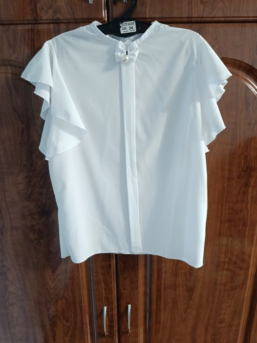 Блузка і спідничка