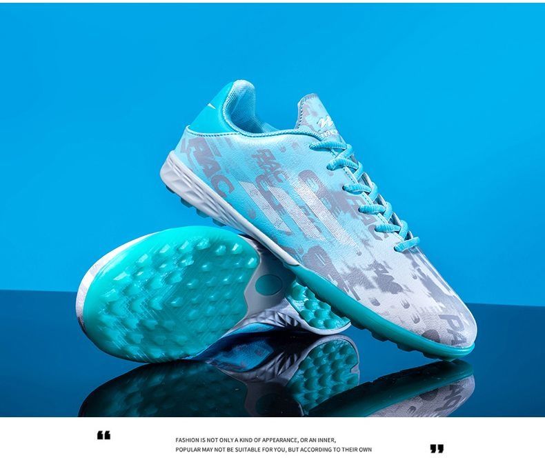 Нові кросівки, сороконіжки 35 р.