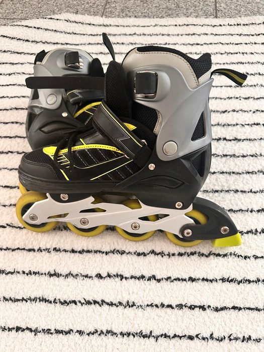 Patins número 38l7 com acessórios