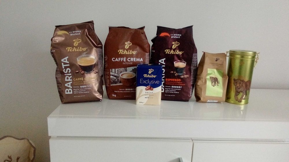 Kawy Tchibo; Zestaw