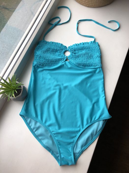 Шикарний суцільний купальник сдельный слитный