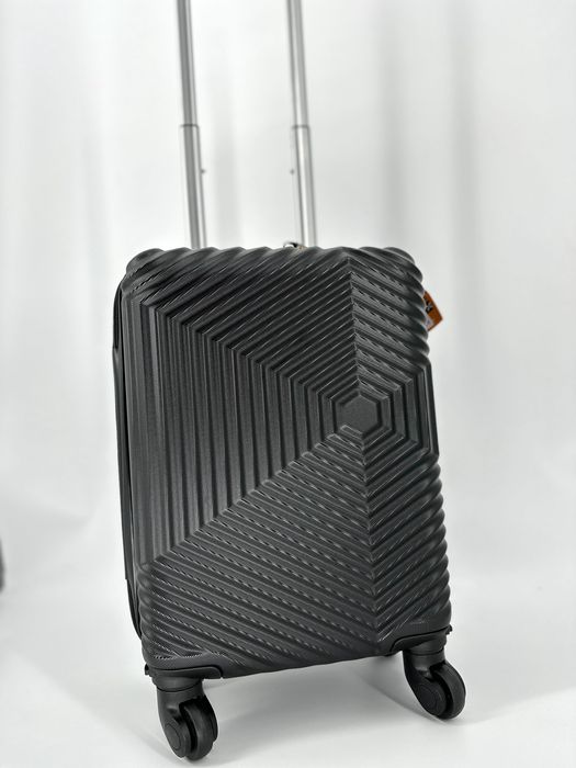 Nowa kabinowa walizka 52 cm