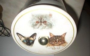 Lata Royal Canin - Gatos - Limited Edition - ÚLTIMOS DIAS+ Livro