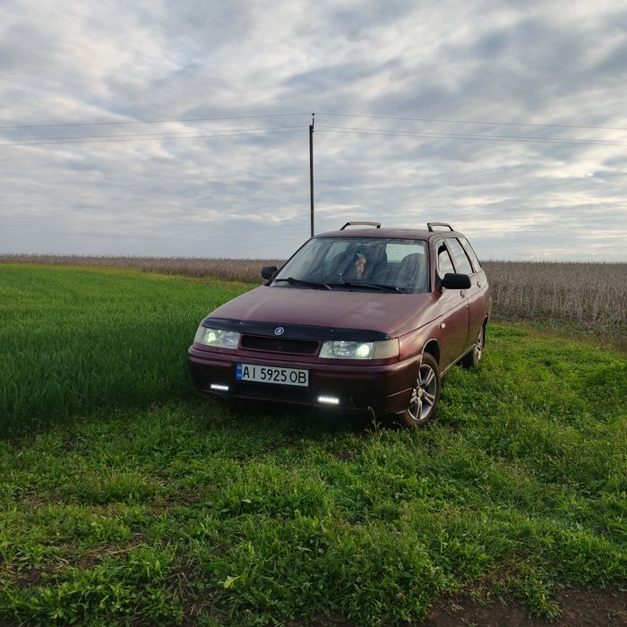 Продам ваз 2111.