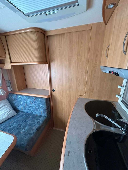 Hobby 440, bogato wyposażona, bardzo dobry stan, ergonomiczny układ.