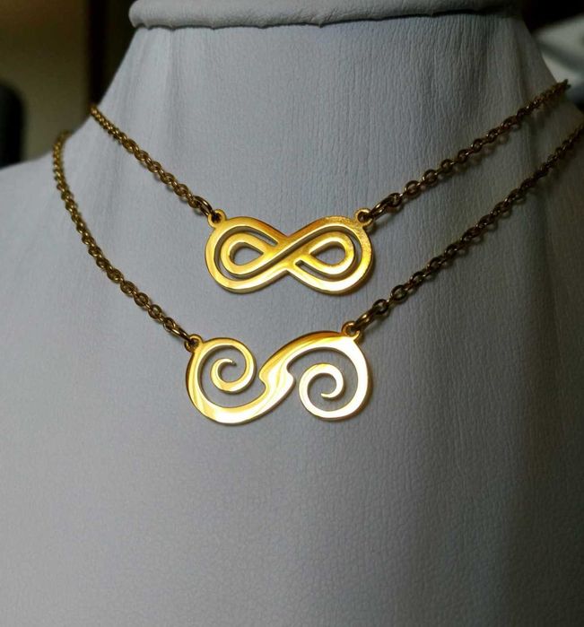 Colar Aço Dourado c/ Infinito Trabalhado NOVO