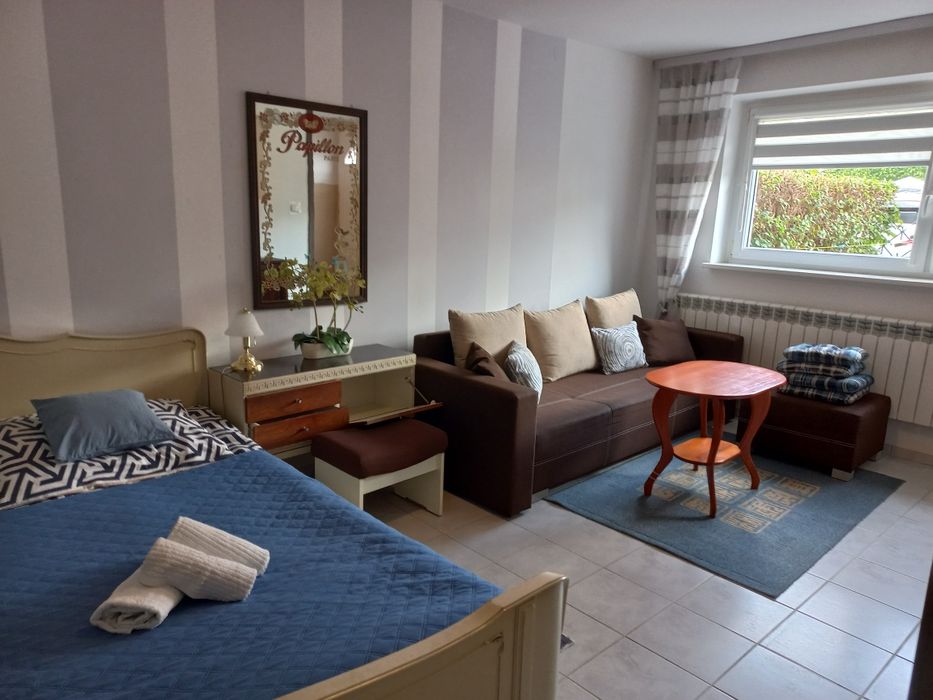Apartamenty i Pokoje w Międzyzdrojach. Polna 25 .Parking.ZAPRASZAMY.