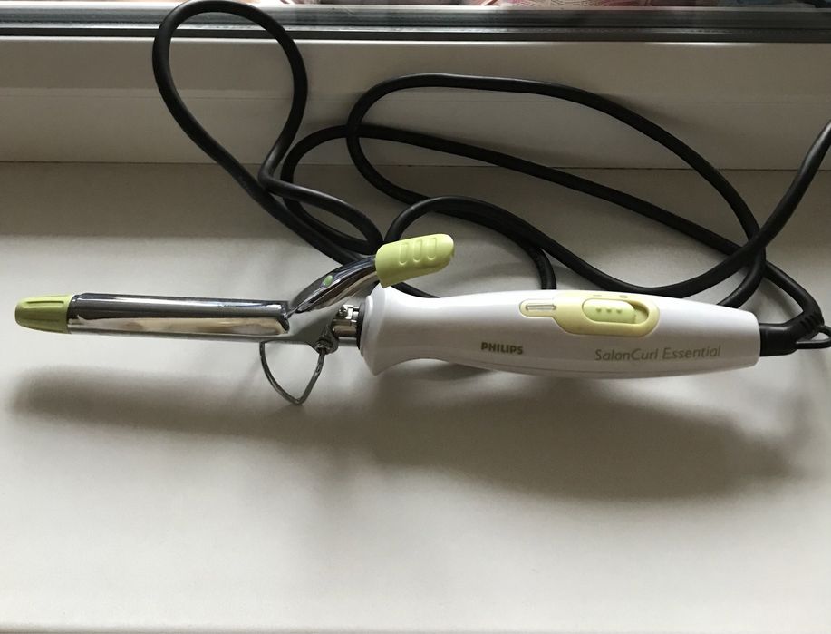 Плойка Philips Salon Essential