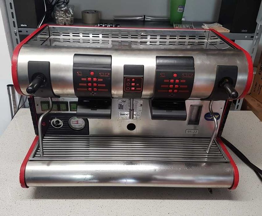 Кофемашина La Spaziale 3000 - 2 гр (б/у)