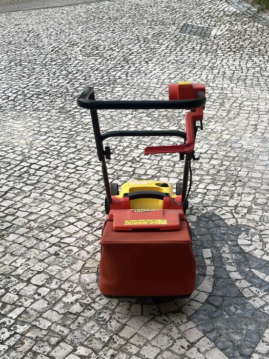 Corta relva eletrico praticamente novo