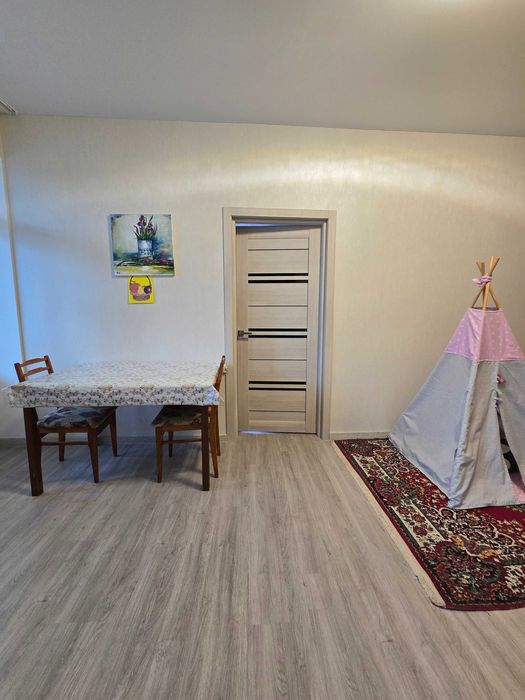 ПРОДАЖ 2-ох кім квартири в сталінкі (Критий ринок)