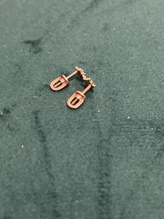 Золоті  сережки з брильянтами