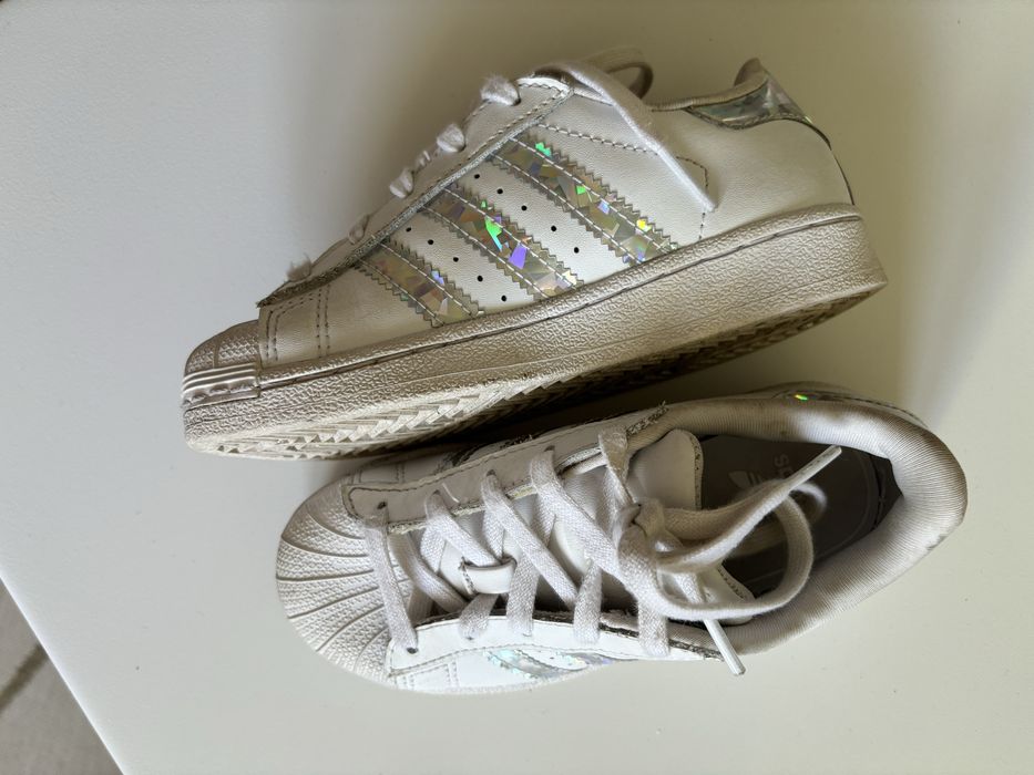 Buciki adidasy Adidas Superstar 28 holograficzne dla dziewczynki