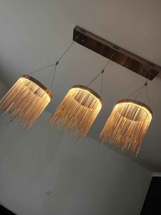 Lampa sufitowa wiszaca