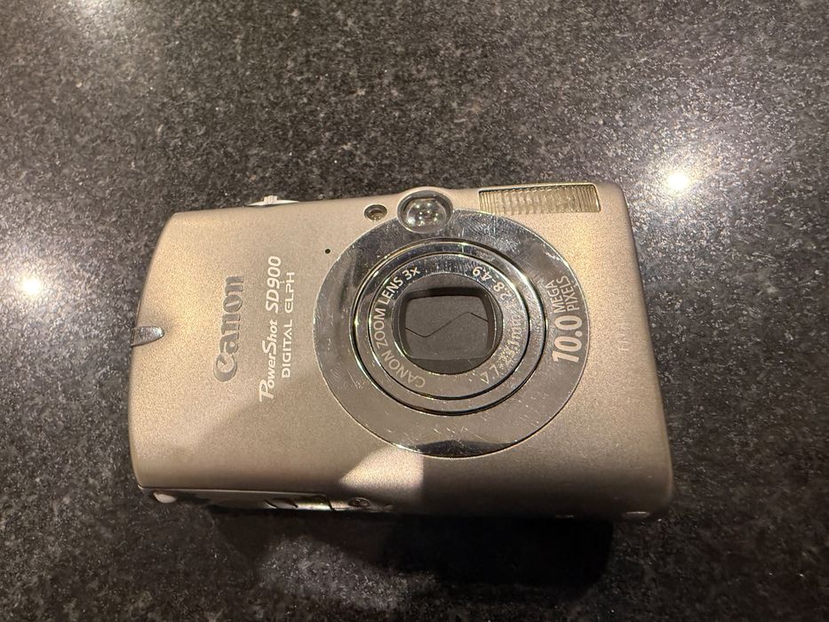 Canon Powershot SD900