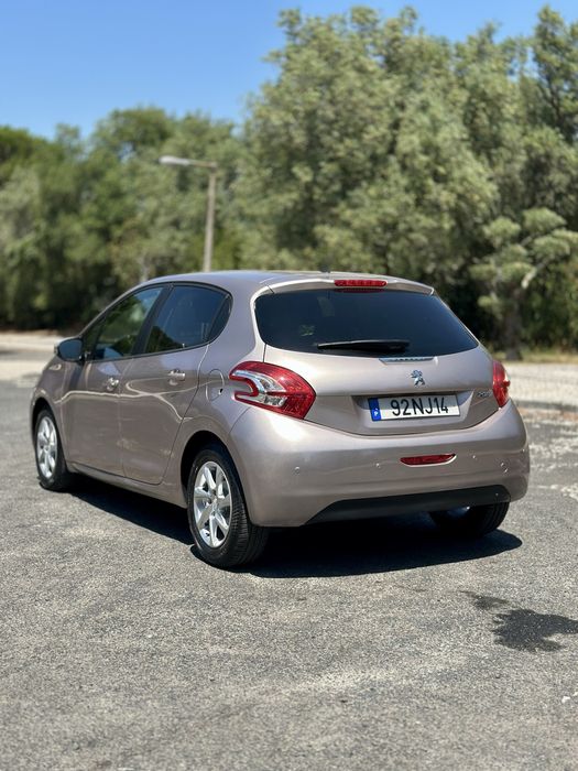 Peugeut 208 1.2 Gasolina