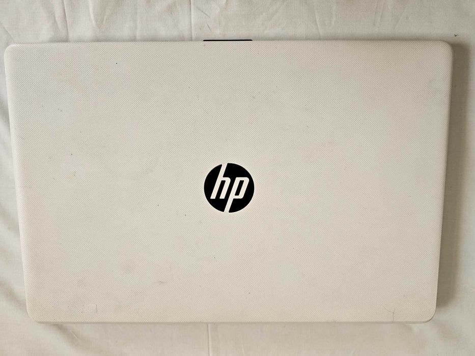 HP Notebook - 15-bs000np