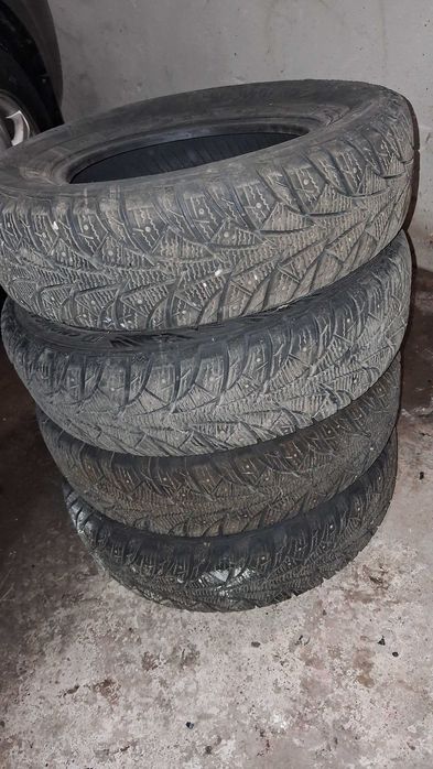 Продаю резину зимову стан новий