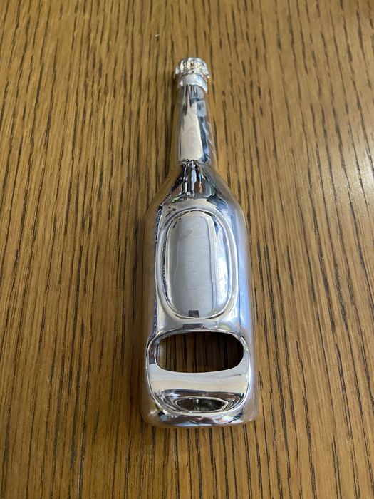 Посеребренная открывалка для бутылок